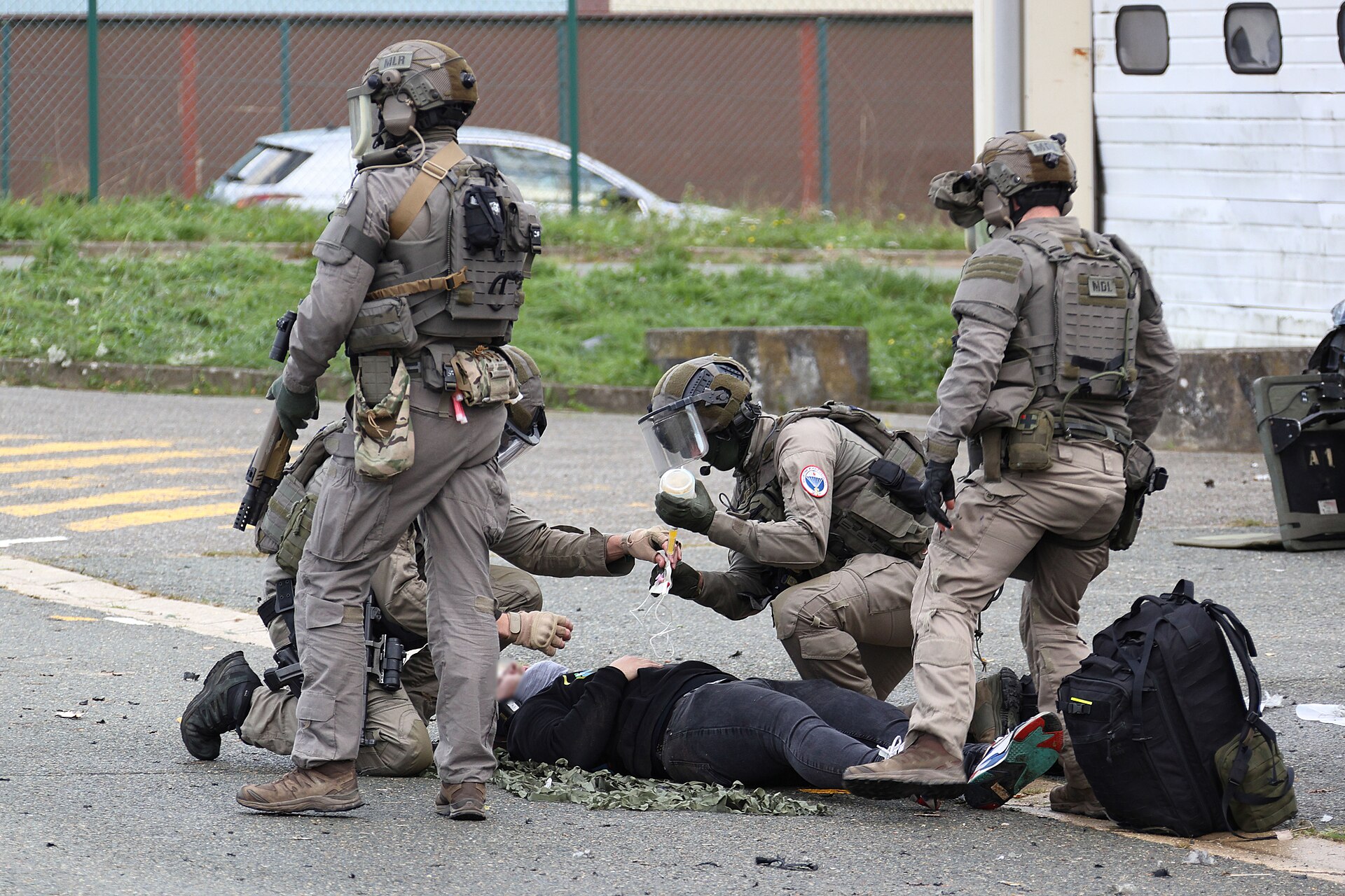 Équipe médicale du GIGN lors d'une démonstration